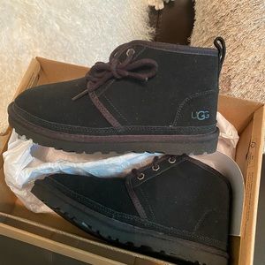 Brand new Ugg women’s Neumel boots size 6.